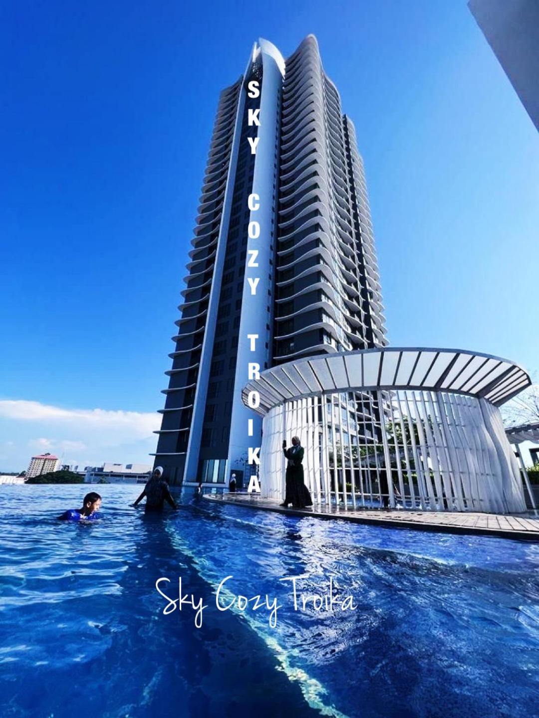 Sky Cozy Troika Residence: Pool & City View Apartments Kota Bharu Exterior photo